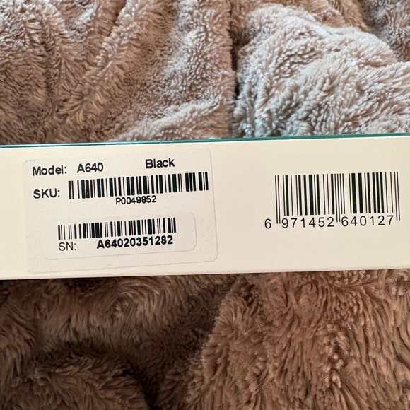 A640 V2 Graphic Drawing Tablet - White - Picture 8 of 9